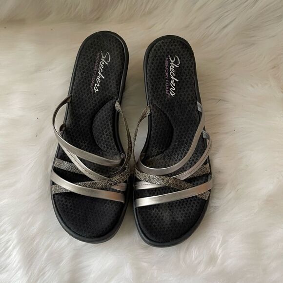 Skechers Memory Foam metallic gray and reptile prints straps wedge sandals SZ10 - Picture 10 of 11
